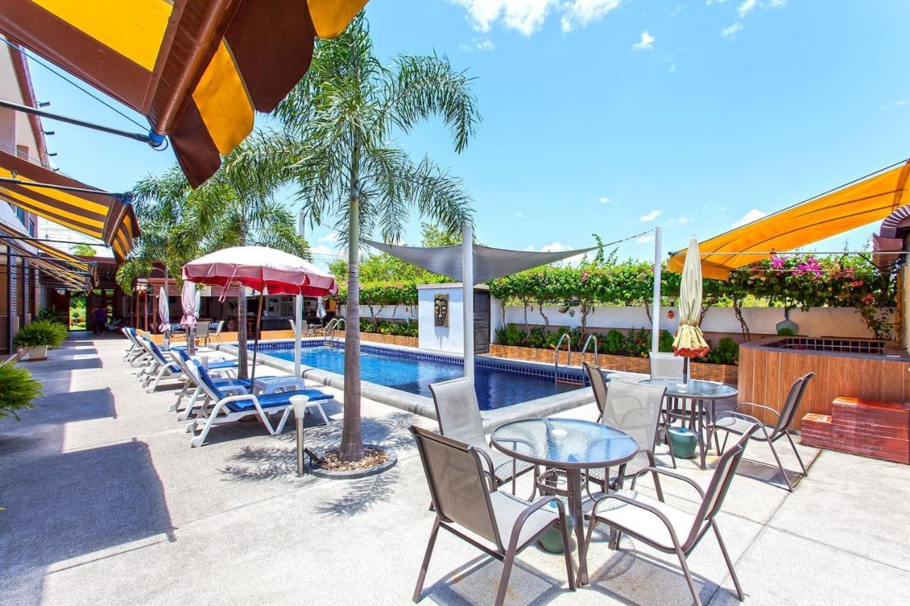 4 Palms Resort 방사레 외부 사진